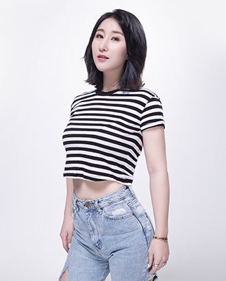 我级黄片操骚逼舞蹈表演部部主任